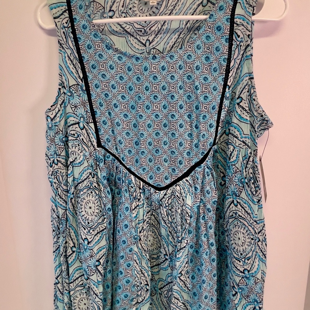 Crown & Ivy Aqua and Black Patterned Blouse Size L